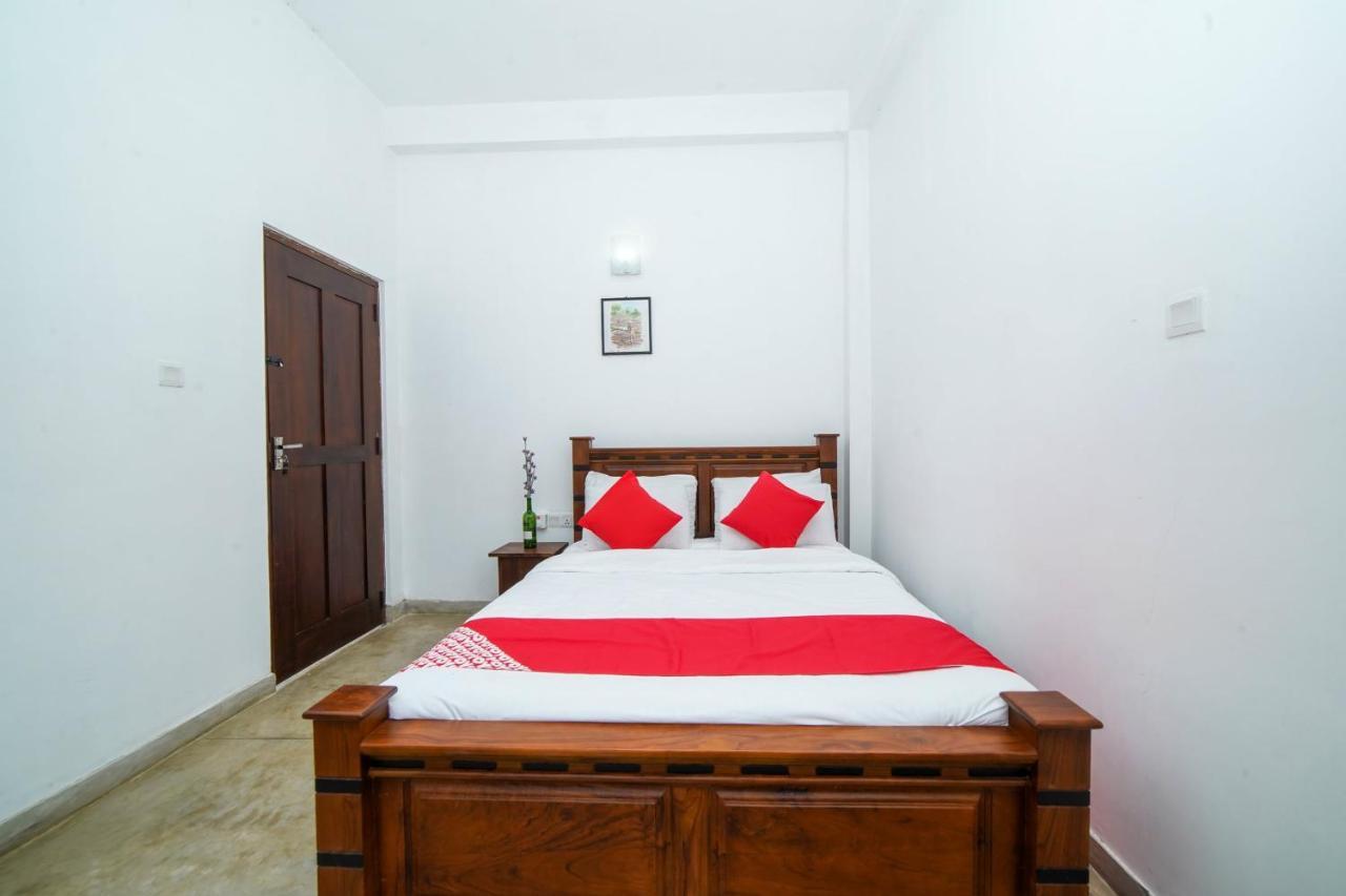 Oyo 555 Villa Dasuni Kandy Exterior foto